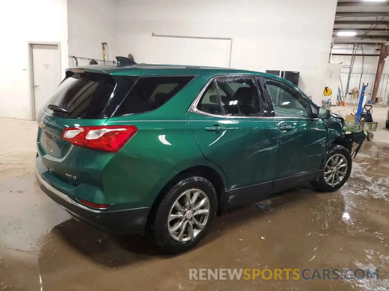 3 Photograph of a damaged car 2GNAXUEVXK6195067 CHEVROLET EQUINOX 2019