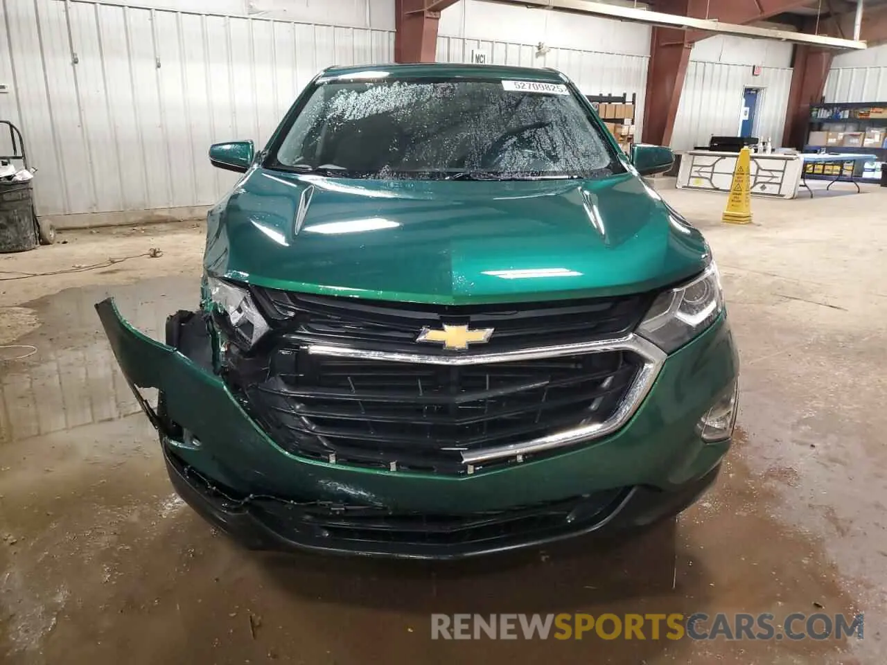 5 Photograph of a damaged car 2GNAXUEVXK6195067 CHEVROLET EQUINOX 2019