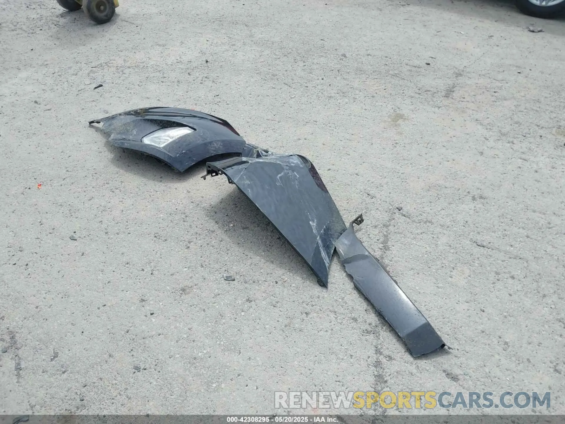 12 Photograph of a damaged car 2GNAXUEVXK6279146 CHEVROLET EQUINOX 2019
