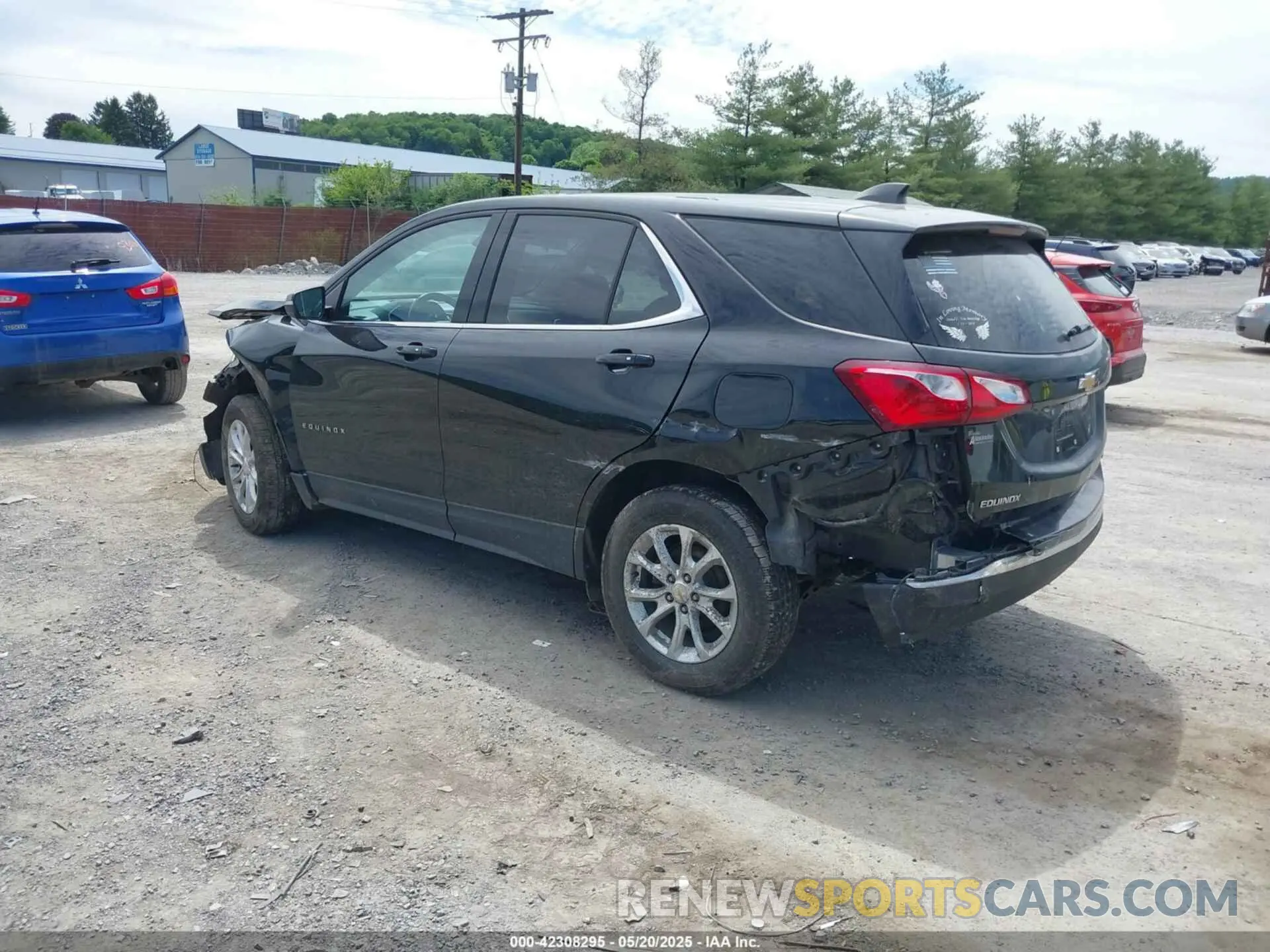 3 Photograph of a damaged car 2GNAXUEVXK6279146 CHEVROLET EQUINOX 2019