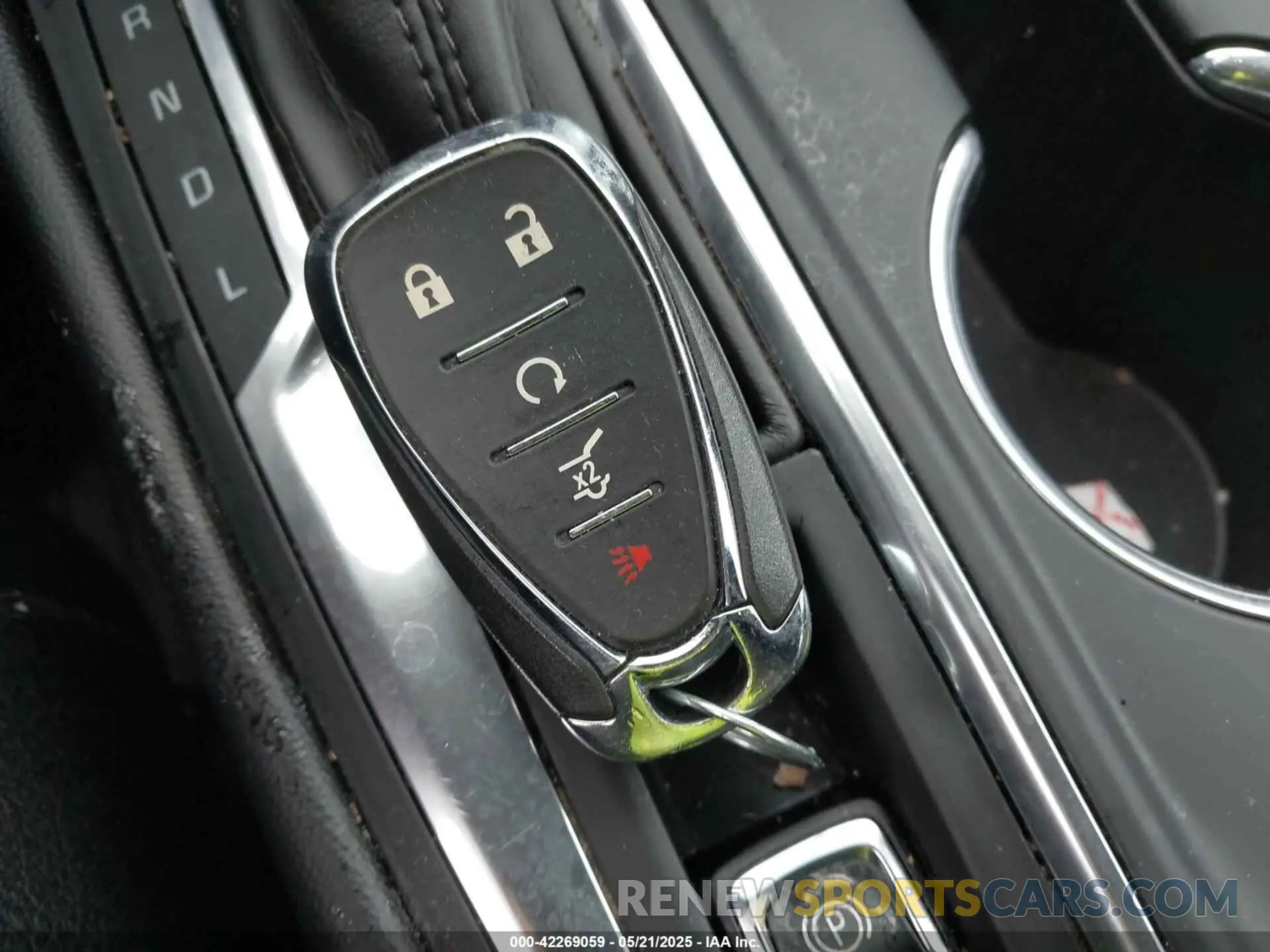11 Photograph of a damaged car 2GNAXVEX0K6104072 CHEVROLET EQUINOX 2019