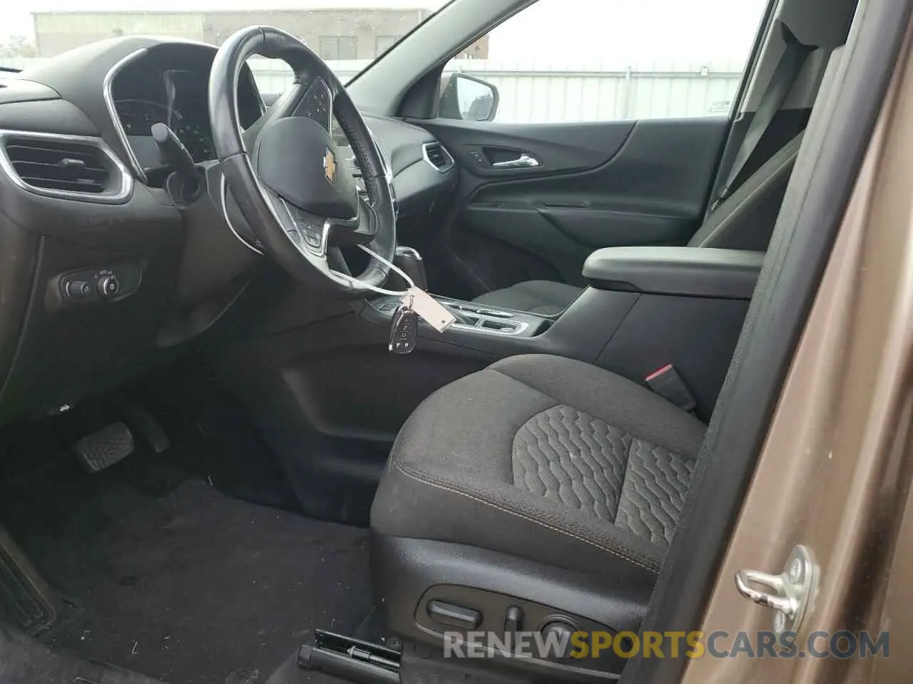 7 Photograph of a damaged car 2GNAXVEX0K6239438 CHEVROLET EQUINOX 2019
