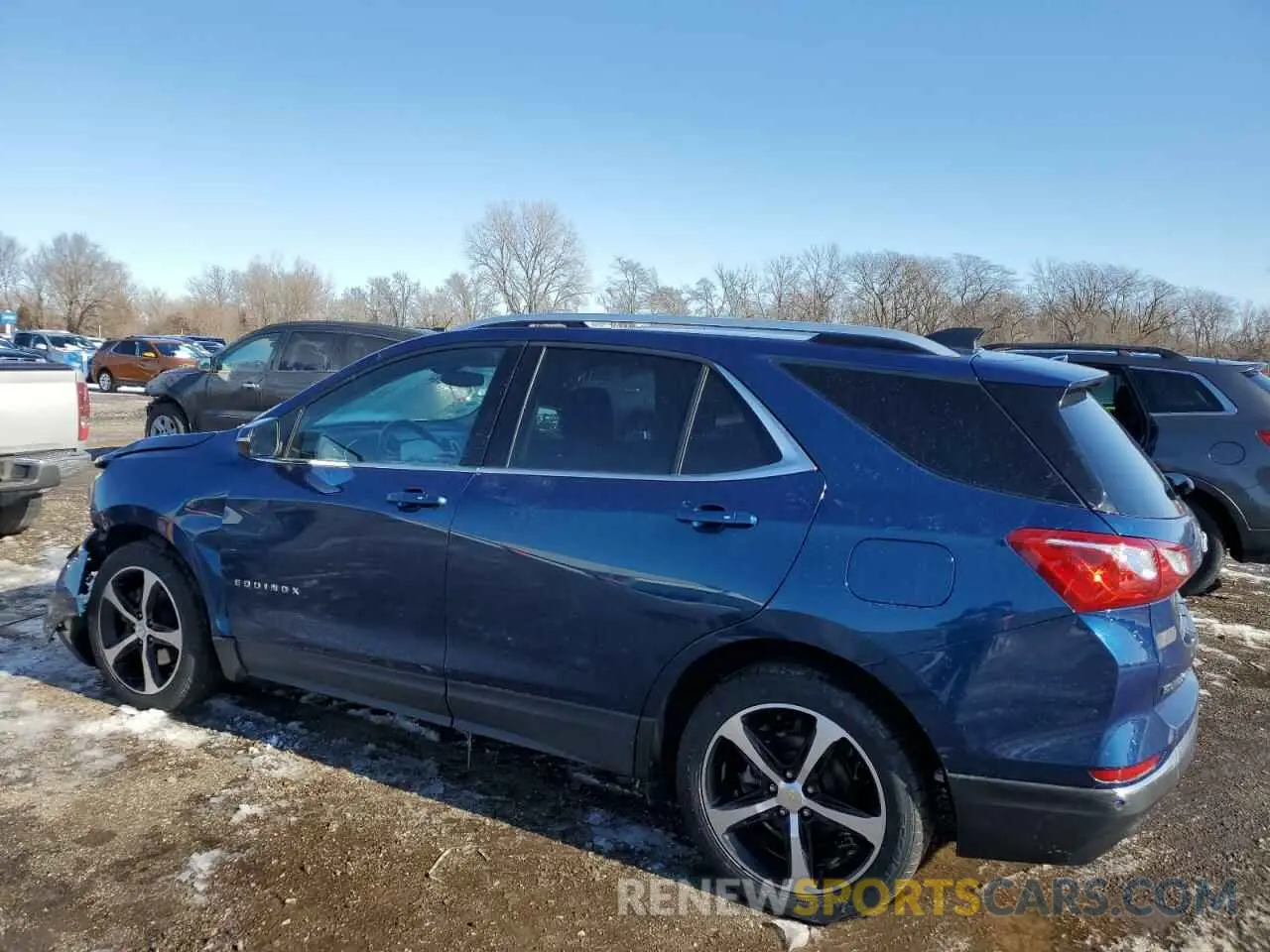 2 Photograph of a damaged car 2GNAXVEX2K6125327 CHEVROLET EQUINOX 2019