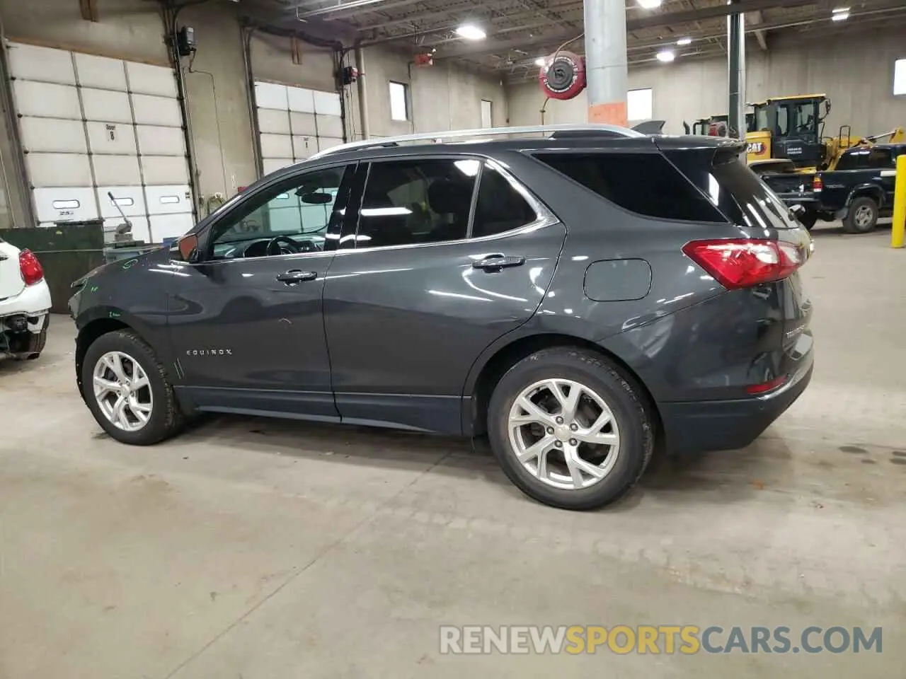 2 Photograph of a damaged car 2GNAXVEX2K6247735 CHEVROLET EQUINOX 2019