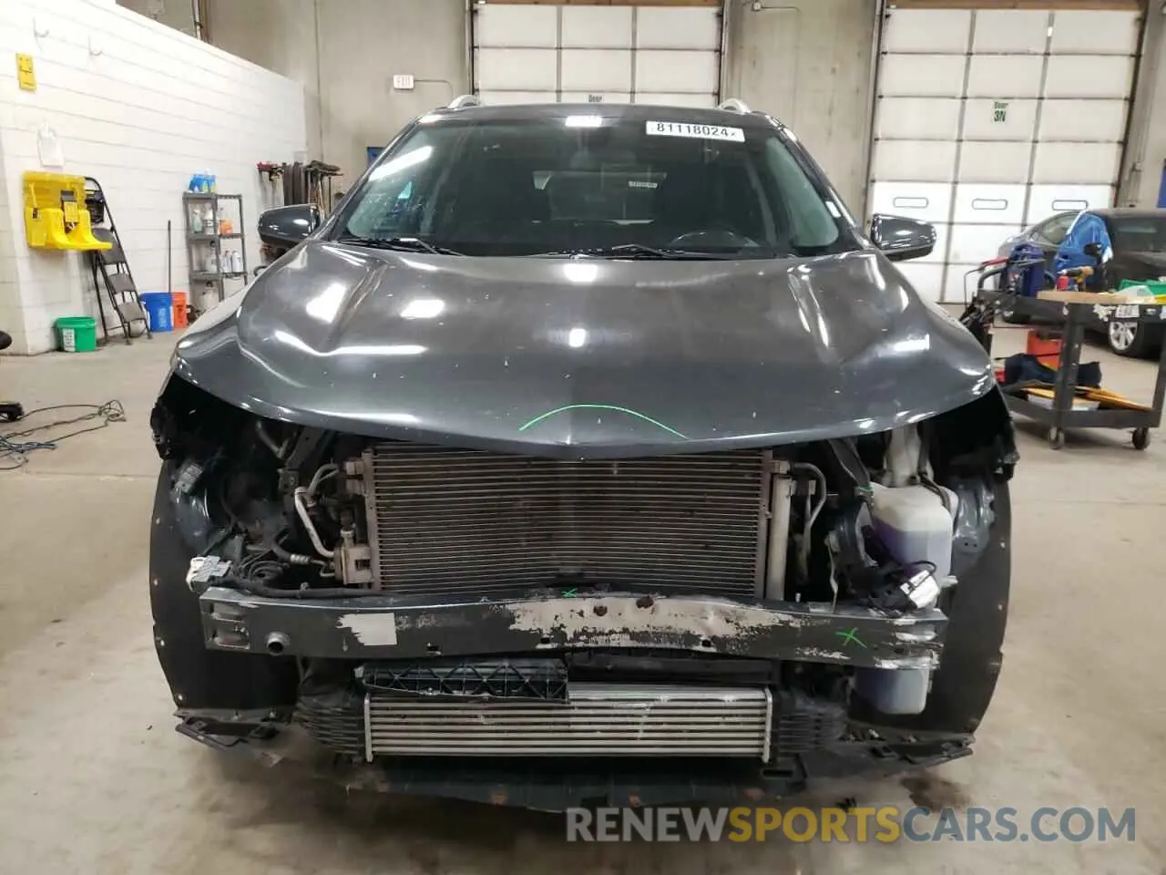 5 Photograph of a damaged car 2GNAXVEX2K6247735 CHEVROLET EQUINOX 2019