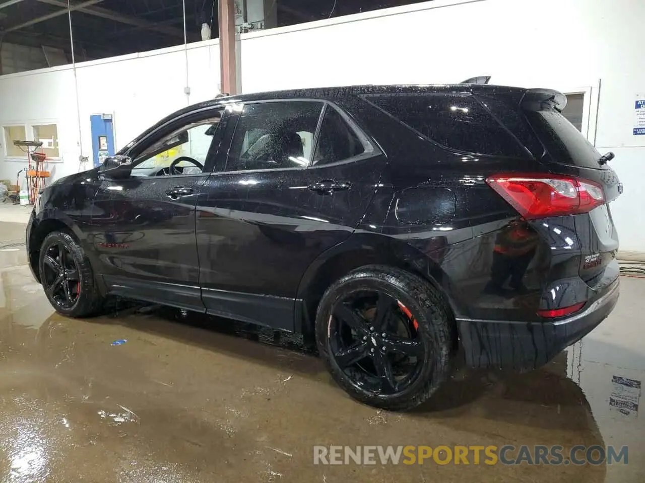2 Photograph of a damaged car 2GNAXVEX3K6150687 CHEVROLET EQUINOX 2019