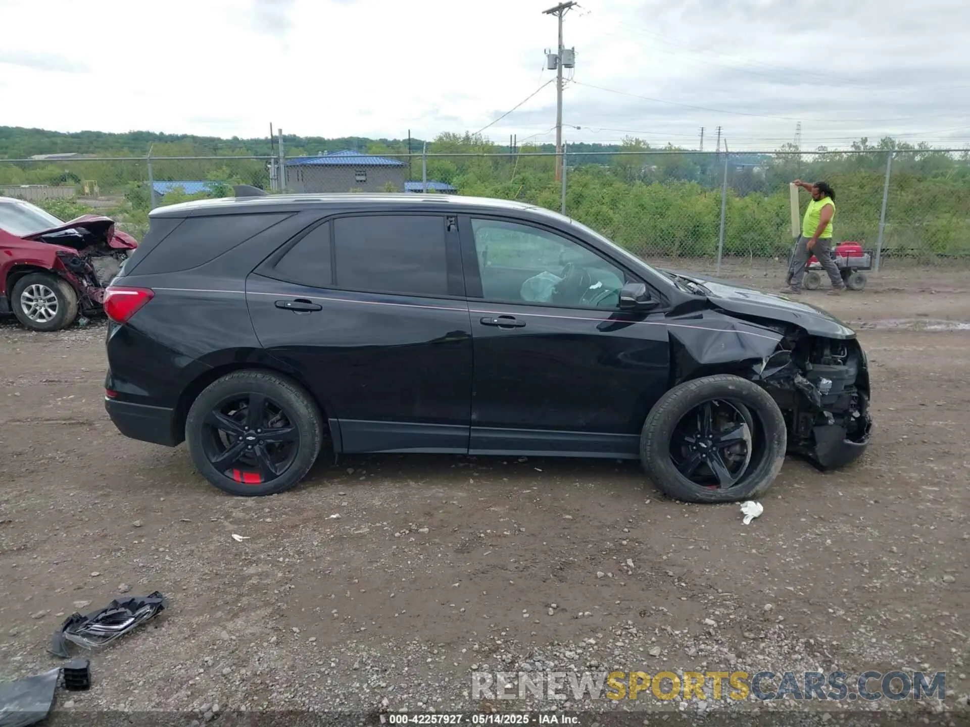 14 Photograph of a damaged car 2GNAXVEX3K6183219 CHEVROLET EQUINOX 2019