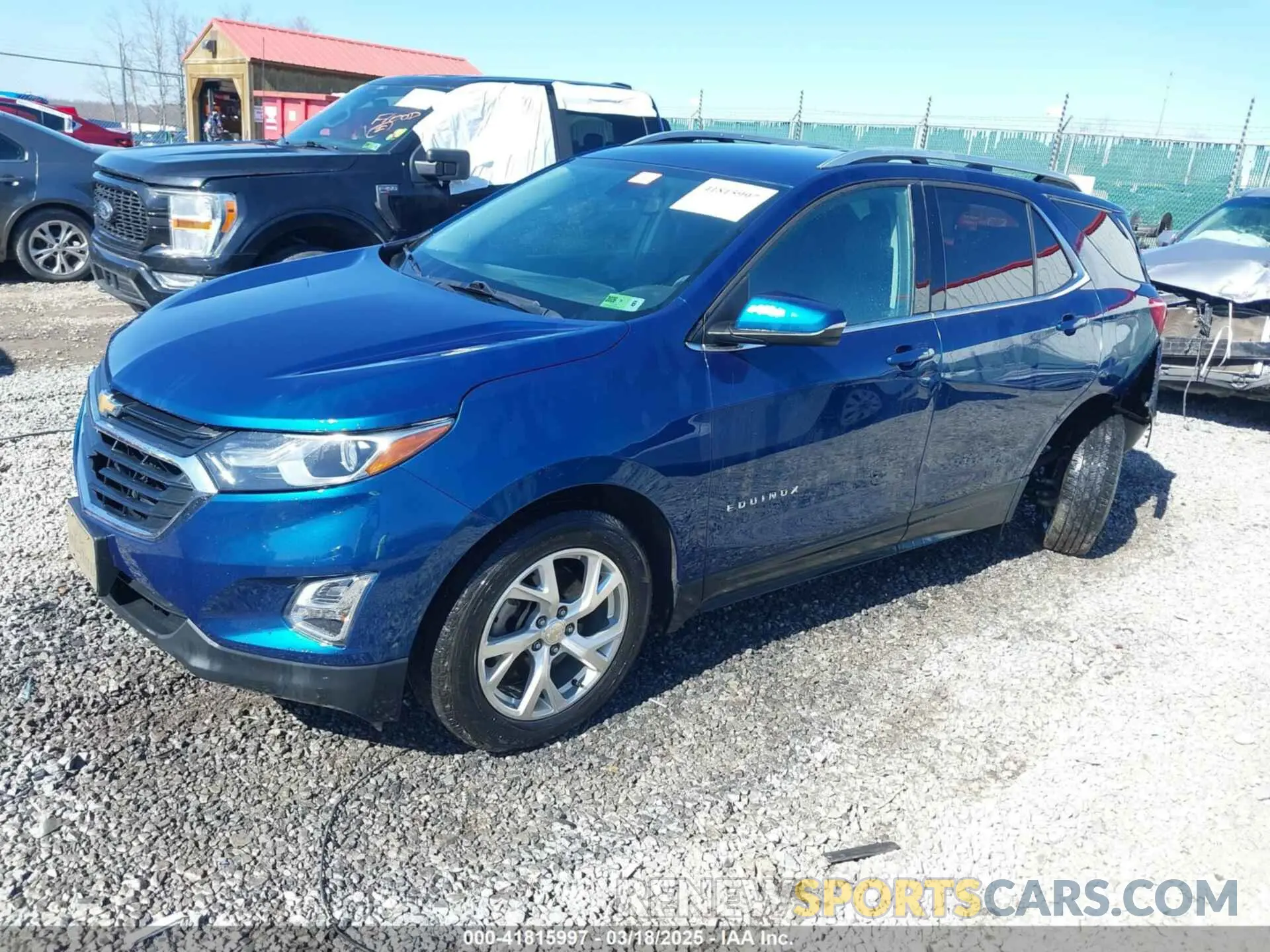 2 Photograph of a damaged car 2GNAXVEX3K6240633 CHEVROLET EQUINOX 2019
