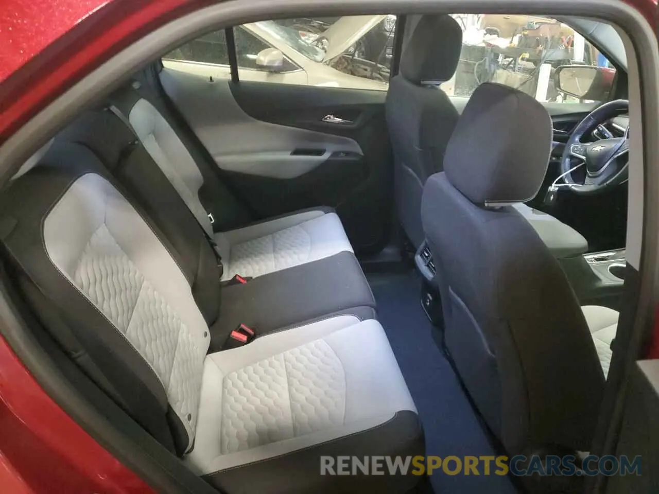 11 Photograph of a damaged car 2GNAXVEX4K6277237 CHEVROLET EQUINOX 2019