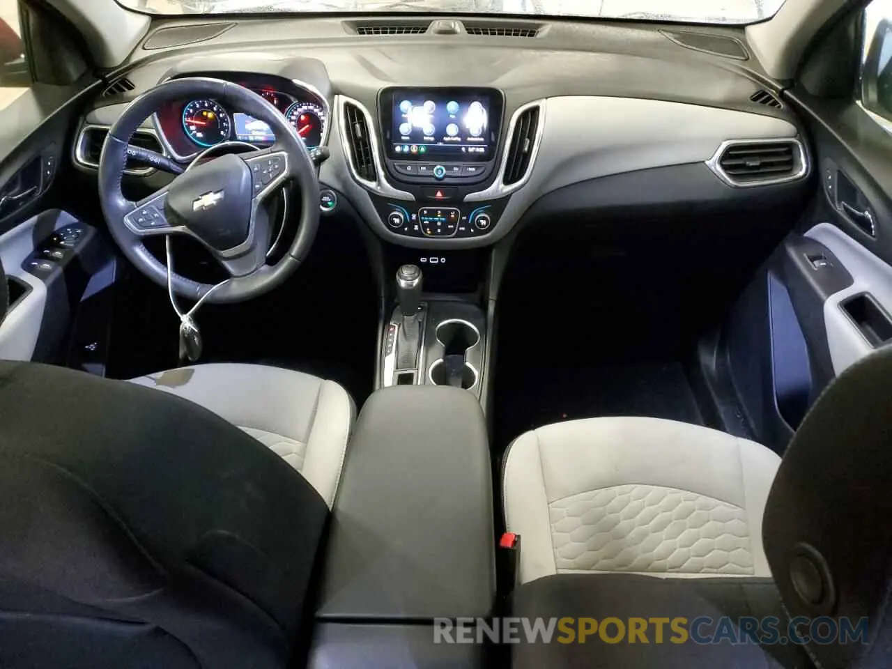 8 Photograph of a damaged car 2GNAXVEX4K6277237 CHEVROLET EQUINOX 2019
