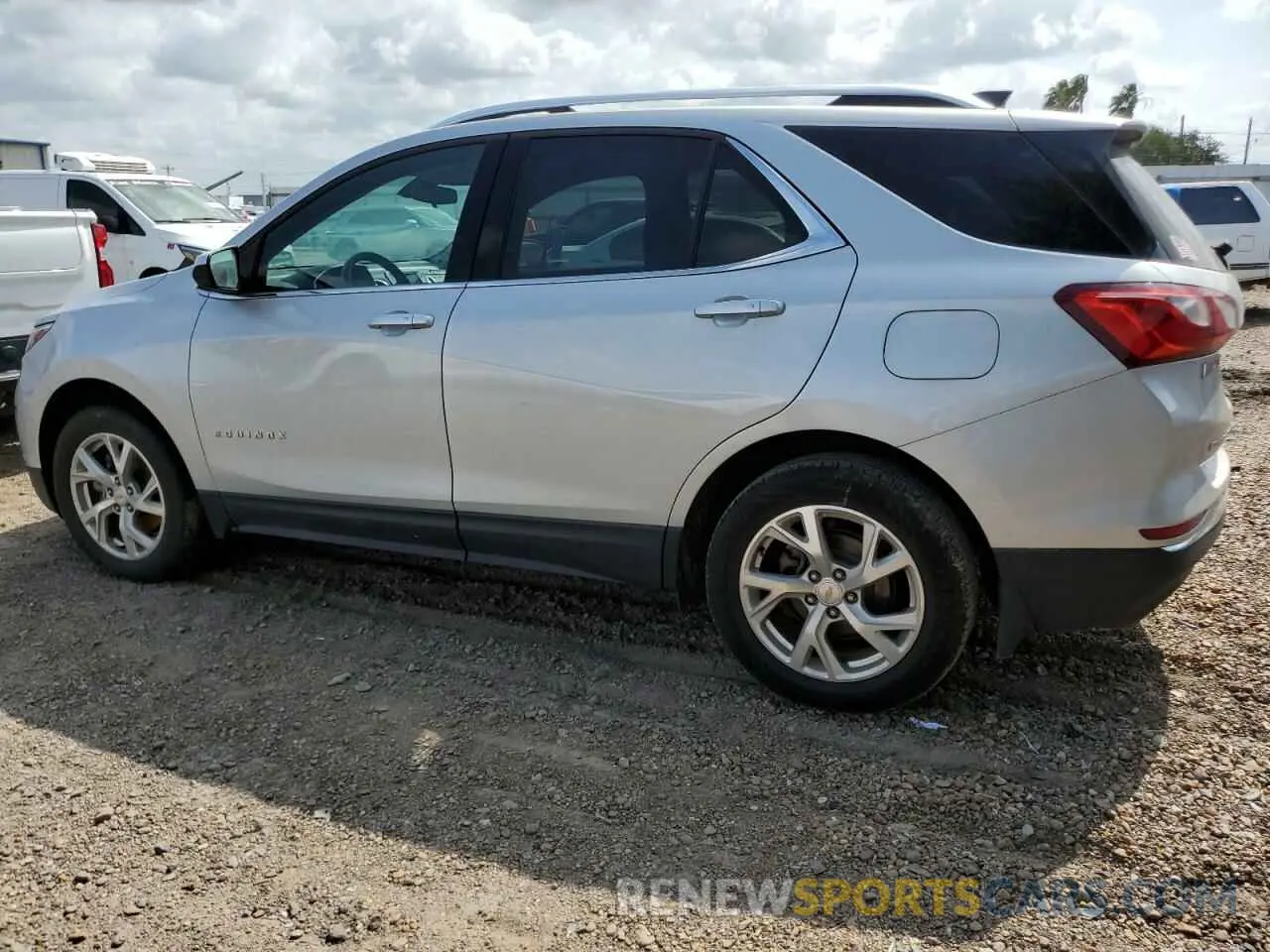 2 Photograph of a damaged car 2GNAXVEX4K6296466 CHEVROLET EQUINOX 2019