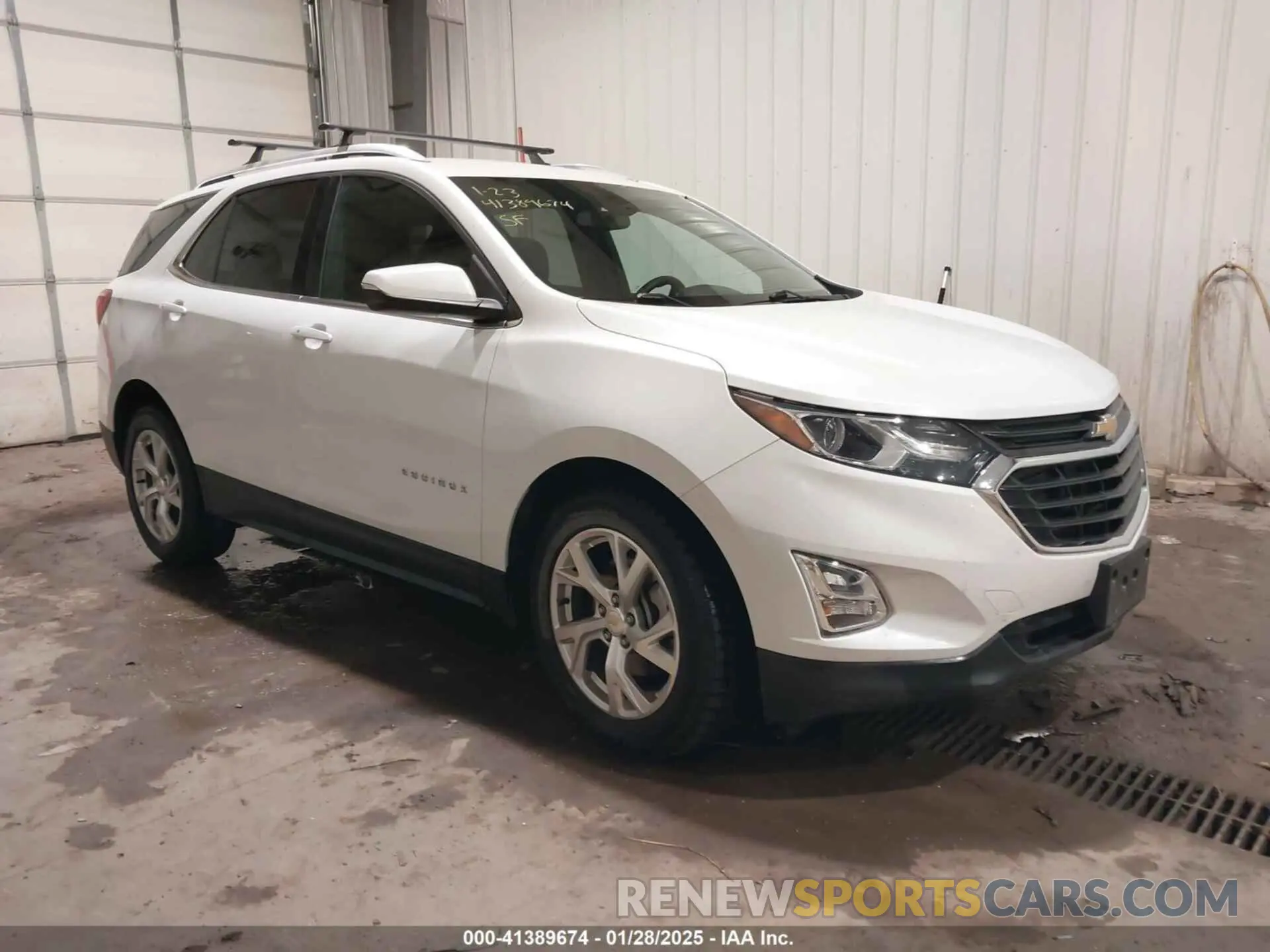 1 Photograph of a damaged car 2GNAXVEX5K6191659 CHEVROLET EQUINOX 2019