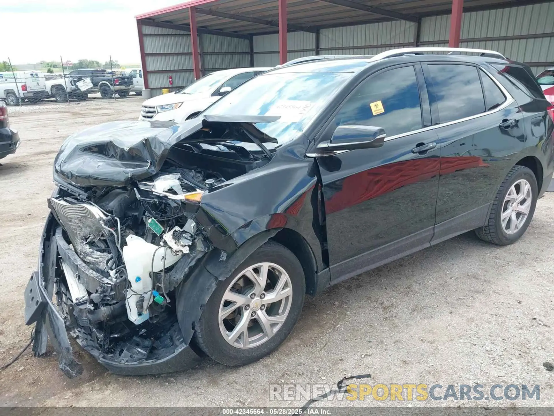 2 Photograph of a damaged car 2GNAXVEX6K6214219 CHEVROLET EQUINOX 2019