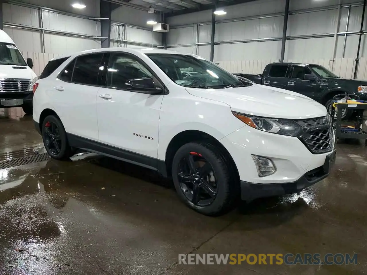 4 Photograph of a damaged car 2GNAXVEX7K6194806 CHEVROLET EQUINOX 2019