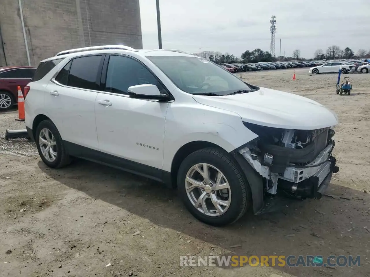 4 Photograph of a damaged car 2GNAXVEX7K6197284 CHEVROLET EQUINOX 2019