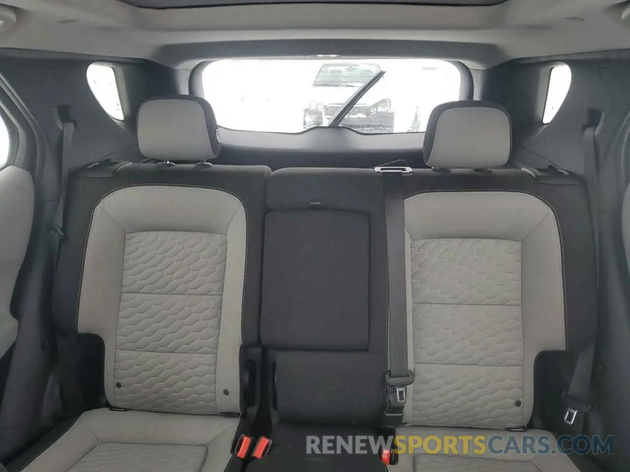 10 Photograph of a damaged car 2GNAXVEX9K6213162 CHEVROLET EQUINOX 2019