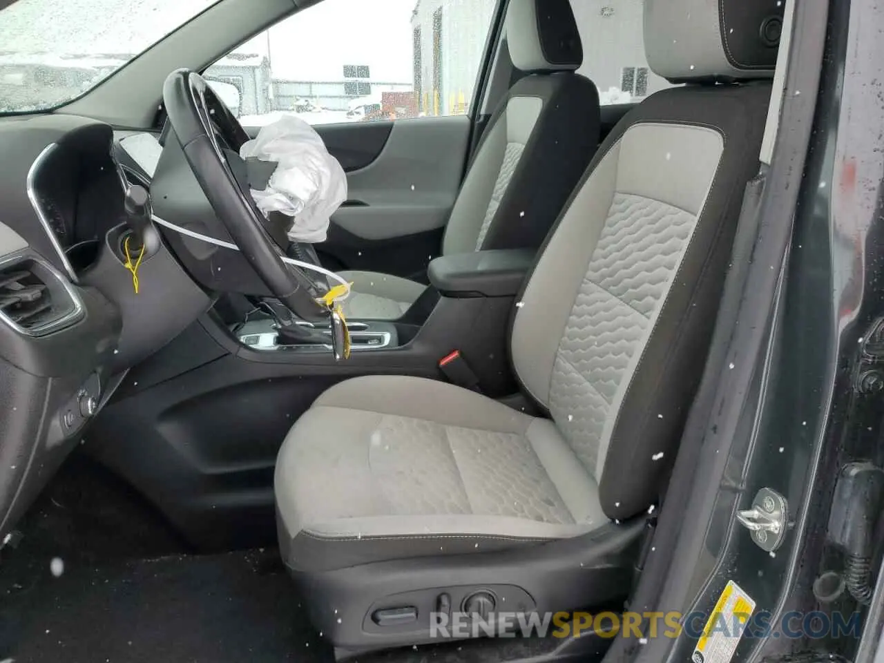 7 Photograph of a damaged car 2GNAXVEX9K6213162 CHEVROLET EQUINOX 2019