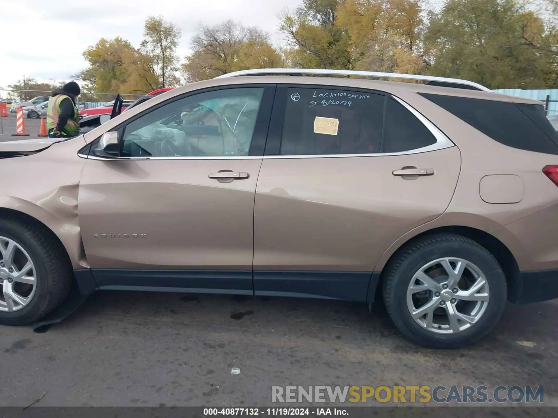 14 Photograph of a damaged car 2GNAXVEXXK6188627 CHEVROLET EQUINOX 2019