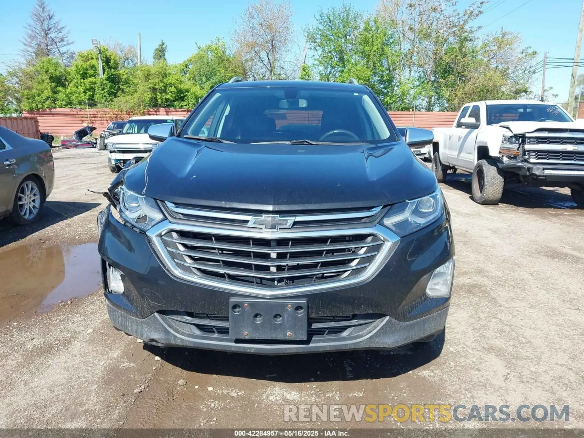 12 Photograph of a damaged car 2GNAXXEV0K6172690 CHEVROLET EQUINOX 2019