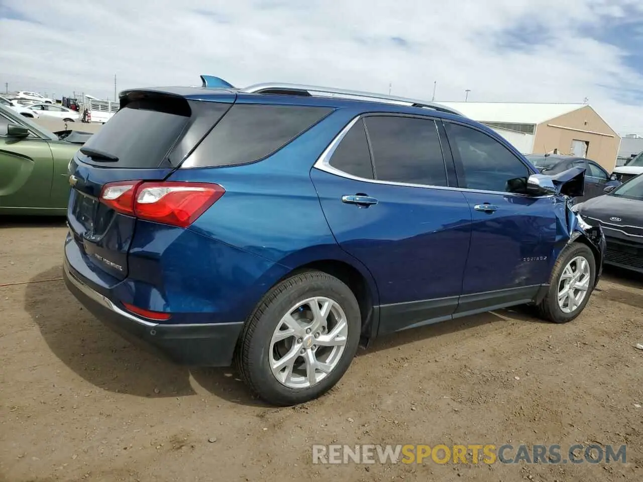 3 Photograph of a damaged car 2GNAXXEV0K6196729 CHEVROLET EQUINOX 2019