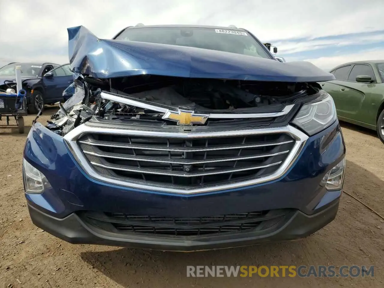 5 Photograph of a damaged car 2GNAXXEV0K6196729 CHEVROLET EQUINOX 2019