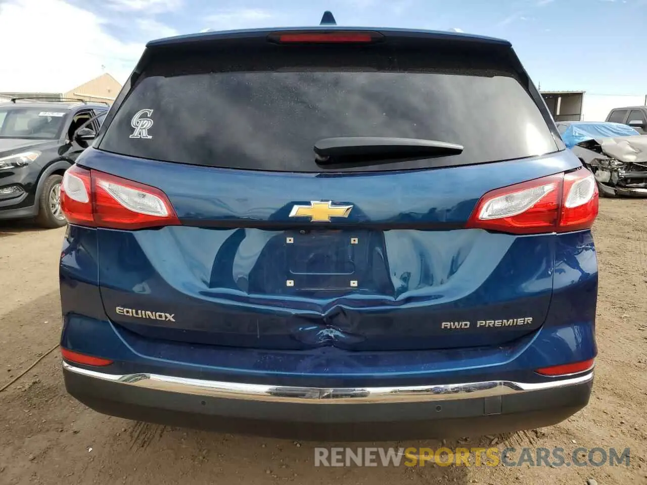 6 Photograph of a damaged car 2GNAXXEV0K6196729 CHEVROLET EQUINOX 2019