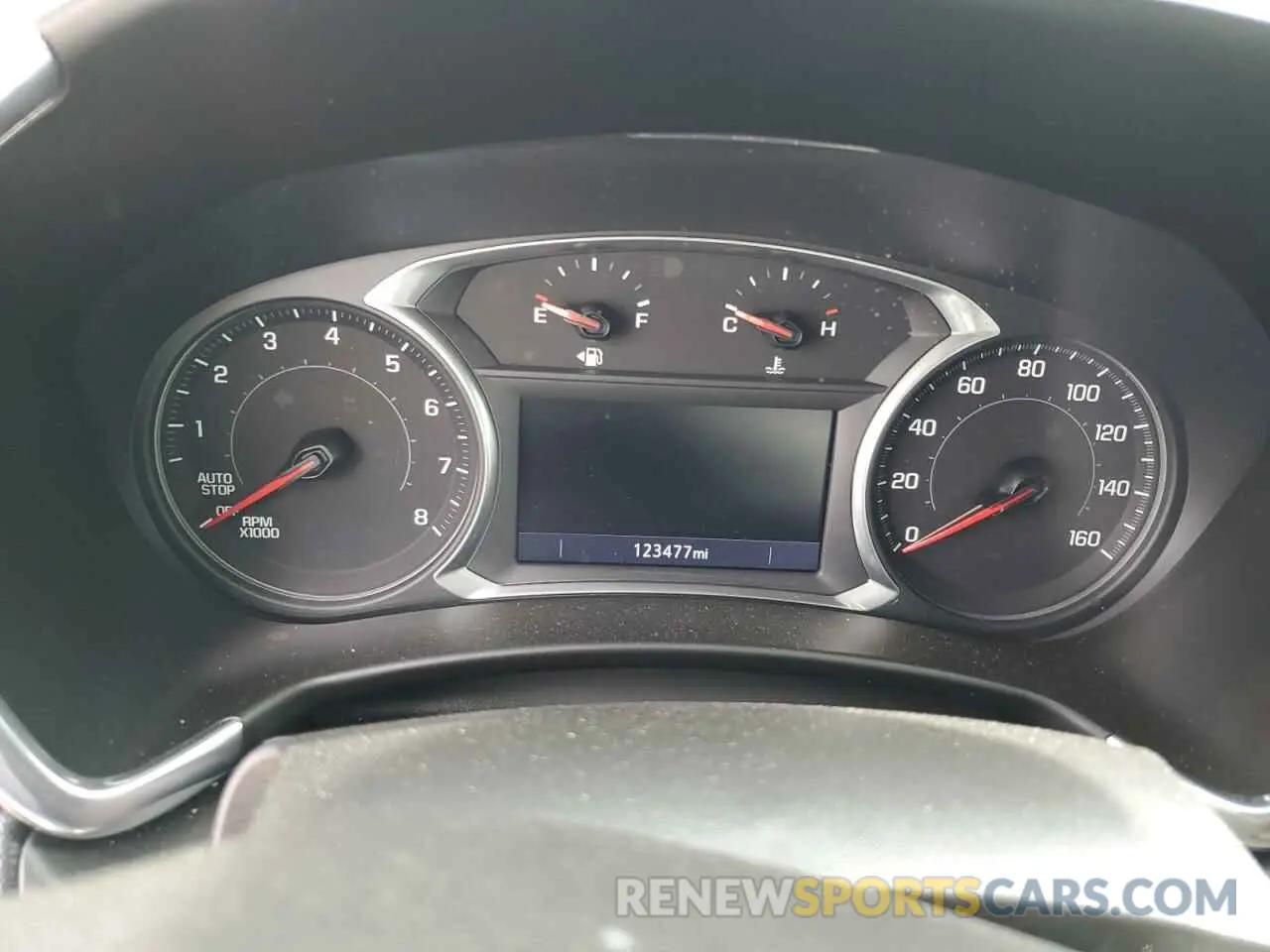 9 Photograph of a damaged car 2GNAXXEV0K6196729 CHEVROLET EQUINOX 2019