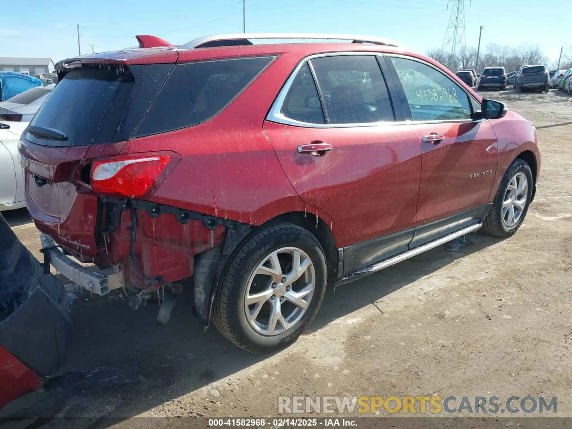 4 Photograph of a damaged car 2GNAXXEV1K6205826 CHEVROLET EQUINOX 2019