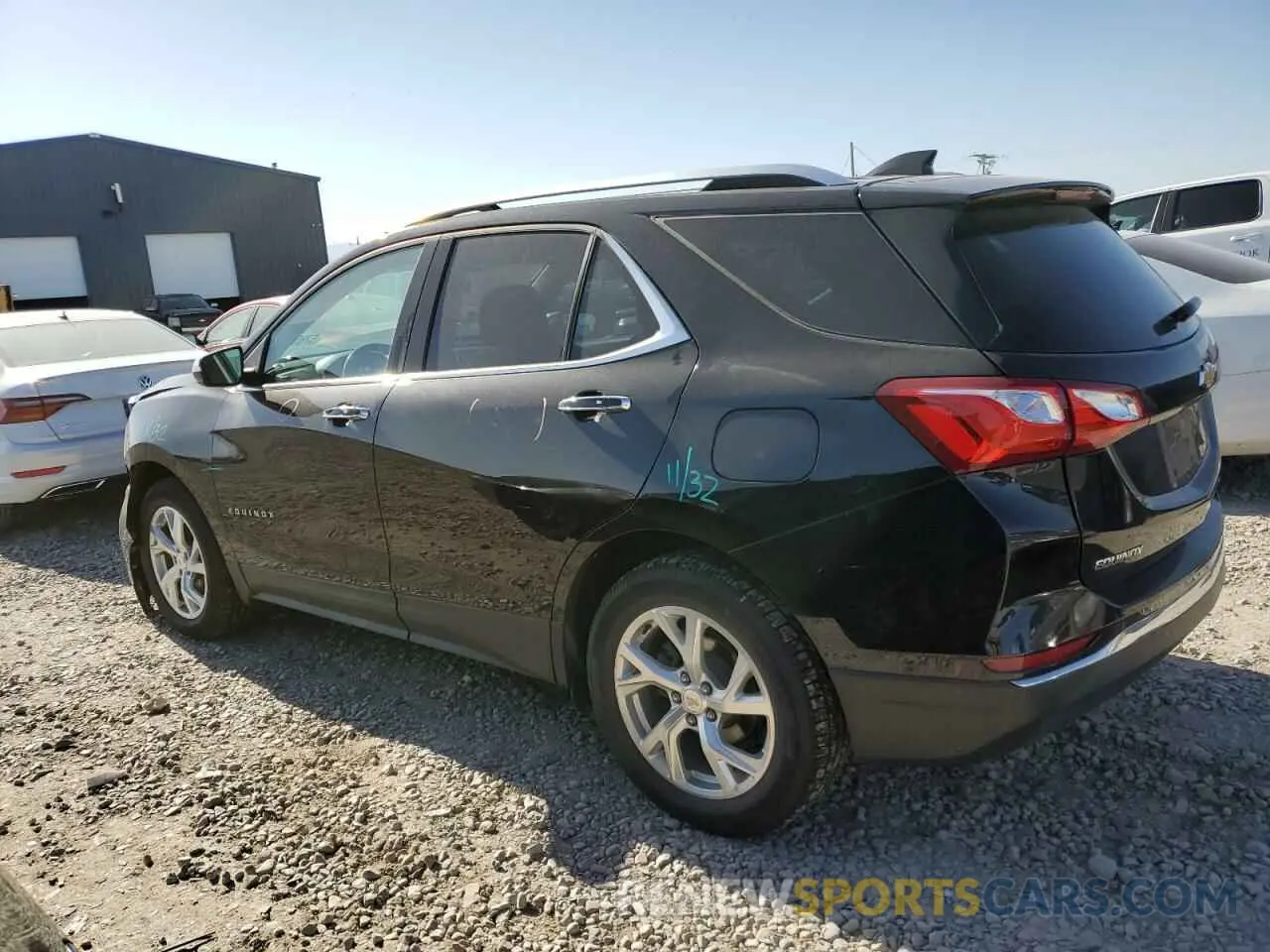 2 Photograph of a damaged car 2GNAXXEV2K6138654 CHEVROLET EQUINOX 2019