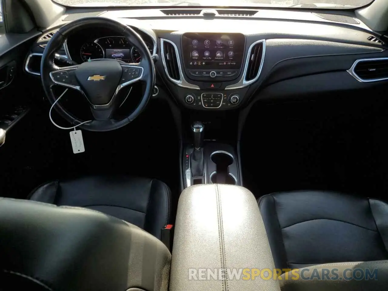 8 Photograph of a damaged car 2GNAXXEV2K6138654 CHEVROLET EQUINOX 2019