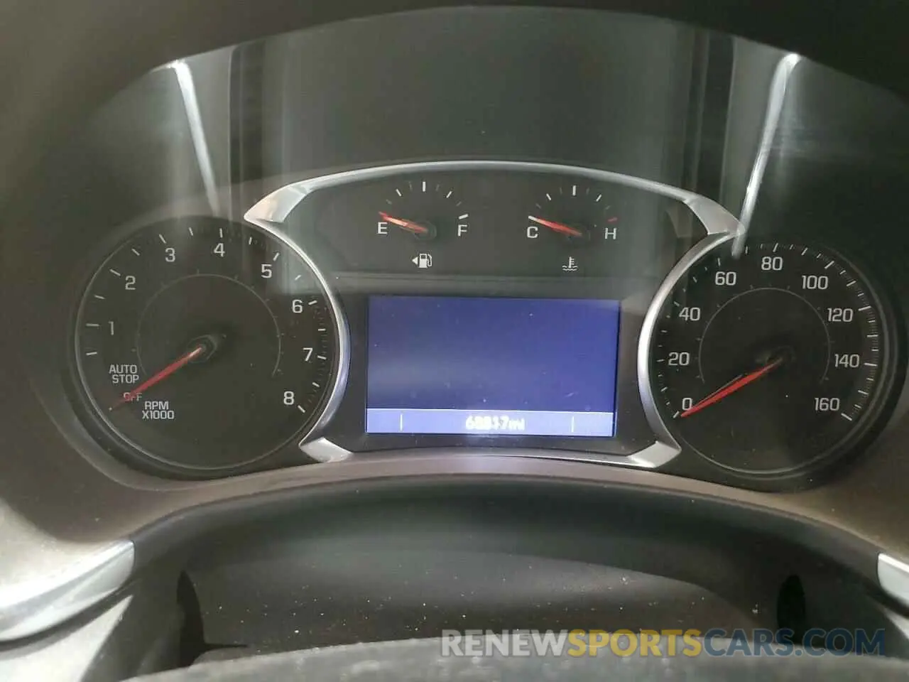 9 Photograph of a damaged car 2GNAXXEVXK6171093 CHEVROLET EQUINOX 2019
