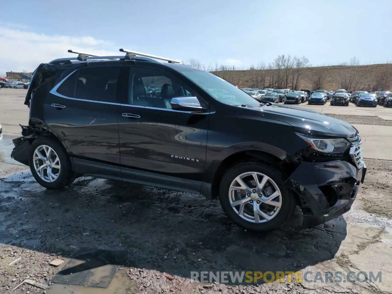 4 Photograph of a damaged car 2GNAXXEVXK6298846 CHEVROLET EQUINOX 2019