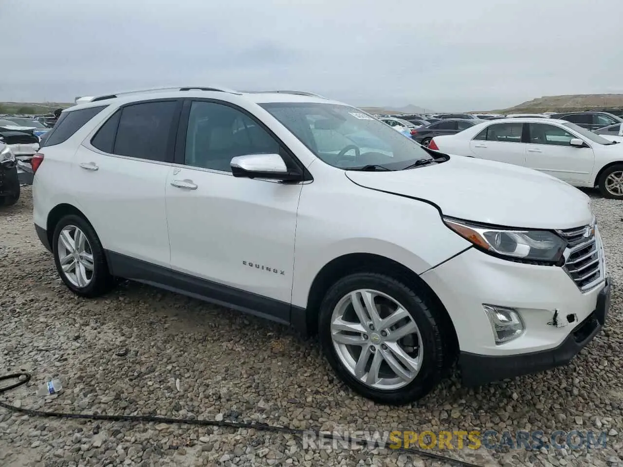 4 Photograph of a damaged car 2GNAXYEX1K6127815 CHEVROLET EQUINOX 2019