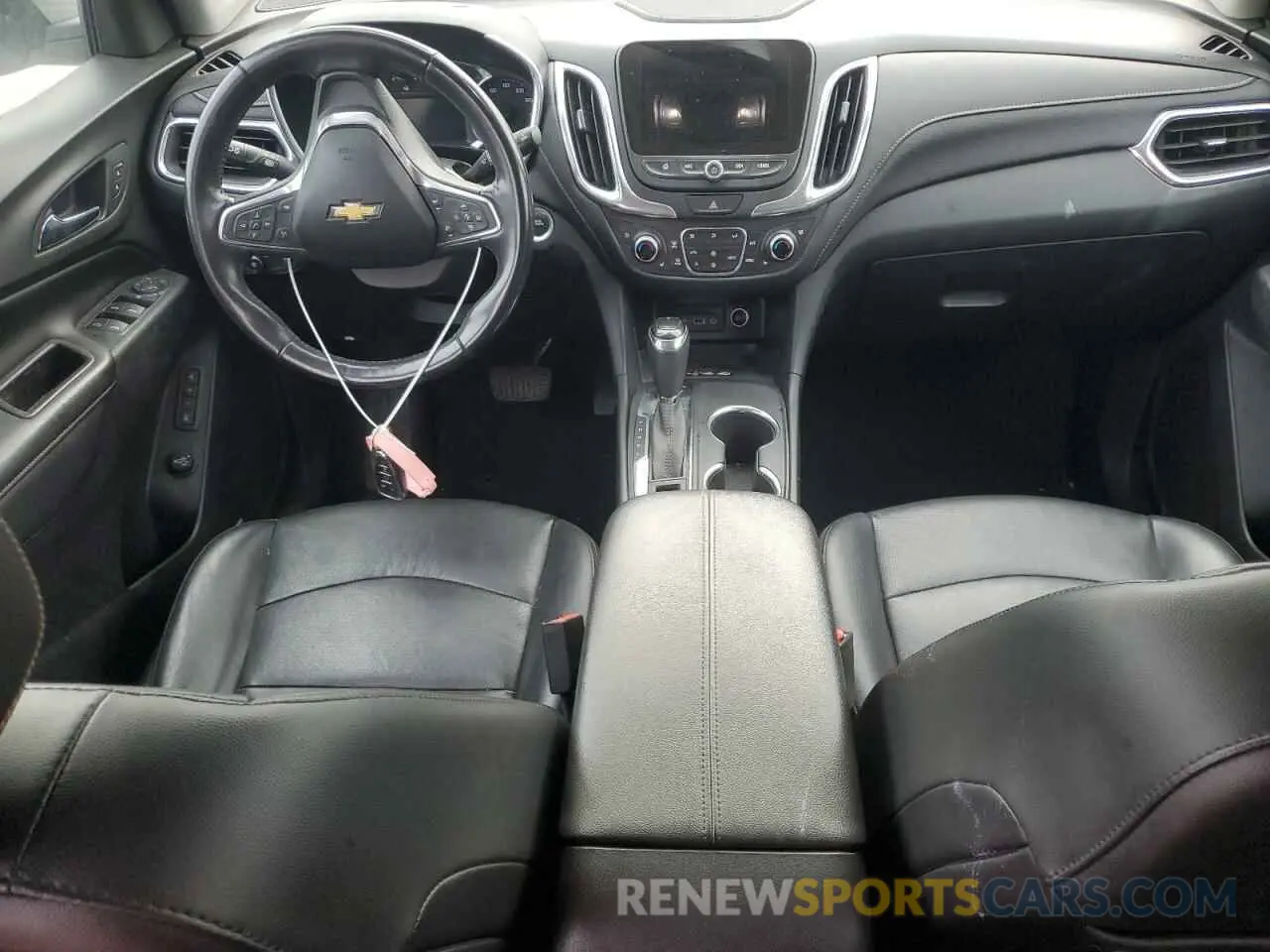 8 Photograph of a damaged car 2GNAXYEX1K6186301 CHEVROLET EQUINOX 2019