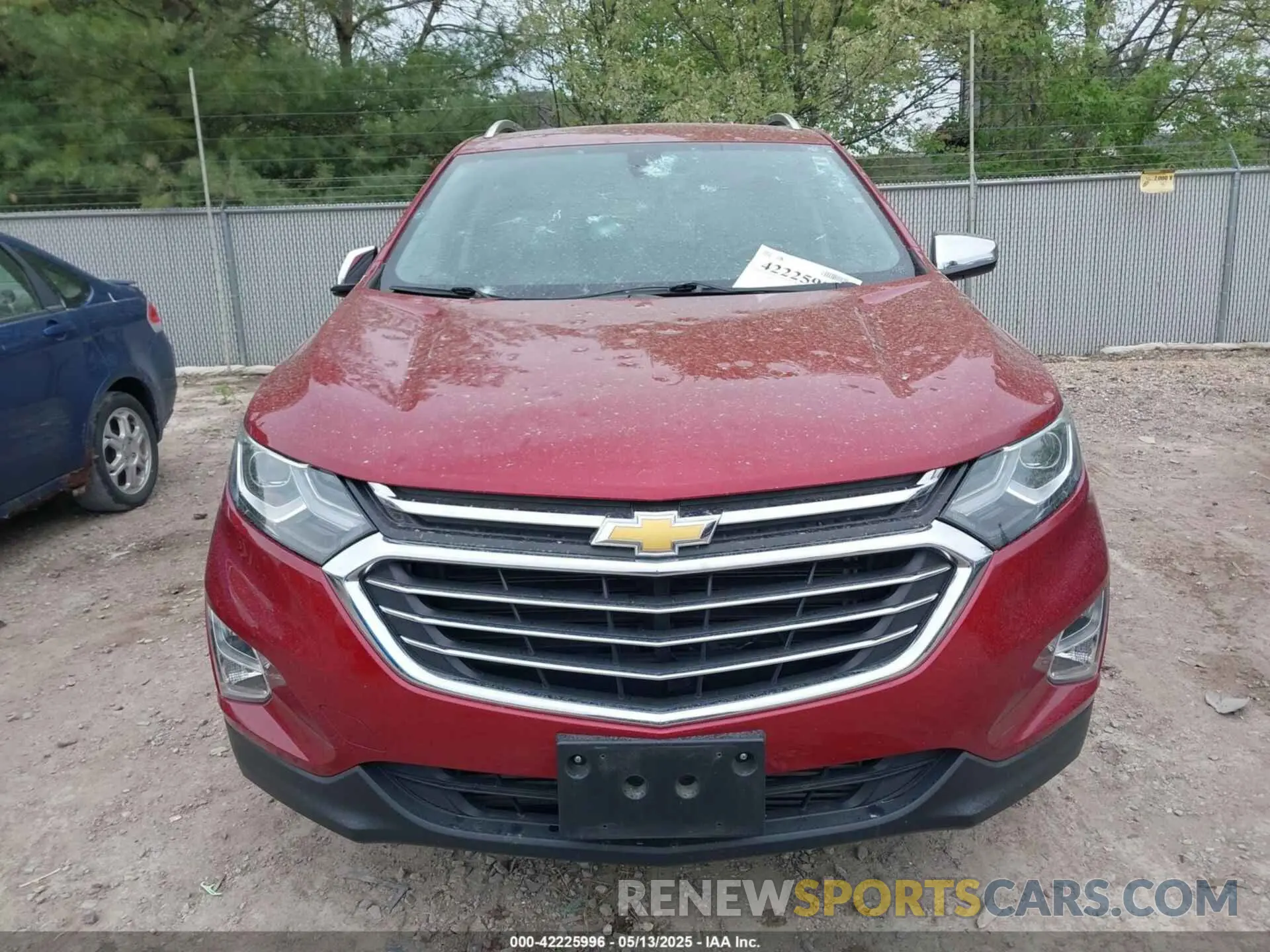 12 Photograph of a damaged car 2GNAXYEX2K6234176 CHEVROLET EQUINOX 2019