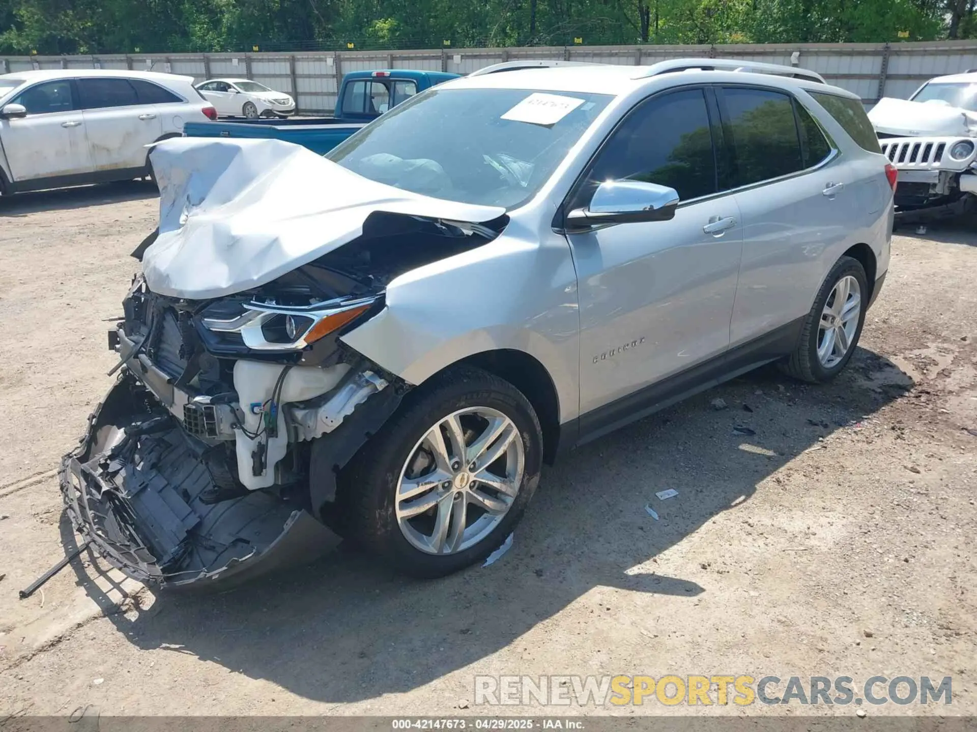 2 Photograph of a damaged car 2GNAXYEX4K6212986 CHEVROLET EQUINOX 2019