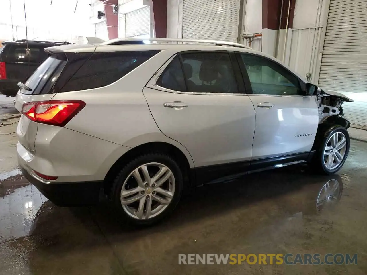 3 Photograph of a damaged car 2GNAXYEX4K6254607 CHEVROLET EQUINOX 2019