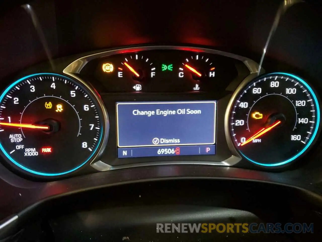 9 Photograph of a damaged car 2GNAXYEX4K6254607 CHEVROLET EQUINOX 2019