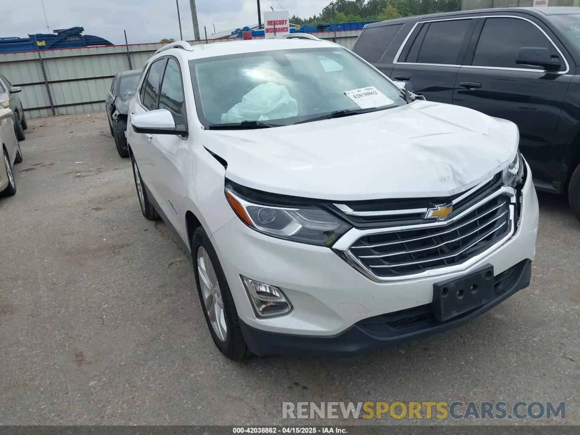 1 Photograph of a damaged car 2GNAXYEX4K6257345 CHEVROLET EQUINOX 2019