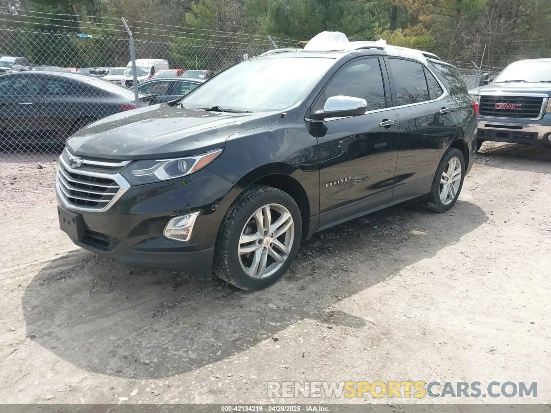 2 Photograph of a damaged car 2GNAXYEX5K6143922 CHEVROLET EQUINOX 2019