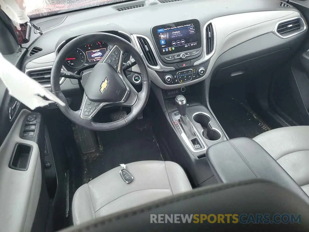 8 Photograph of a damaged car 2GNAXYEX6K6234567 CHEVROLET EQUINOX 2019