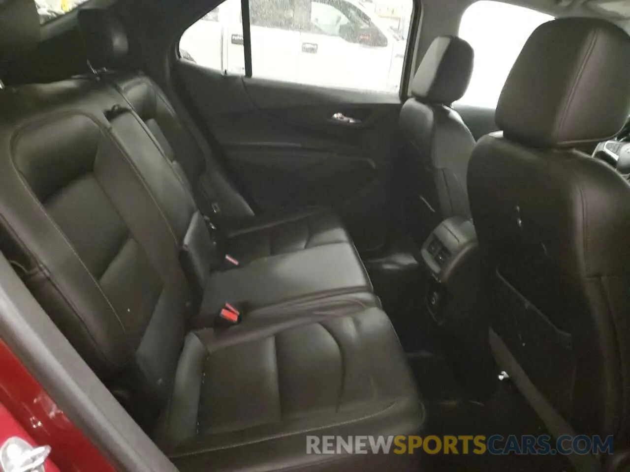 11 Photograph of a damaged car 2GNAXYEX7K6260739 CHEVROLET EQUINOX 2019
