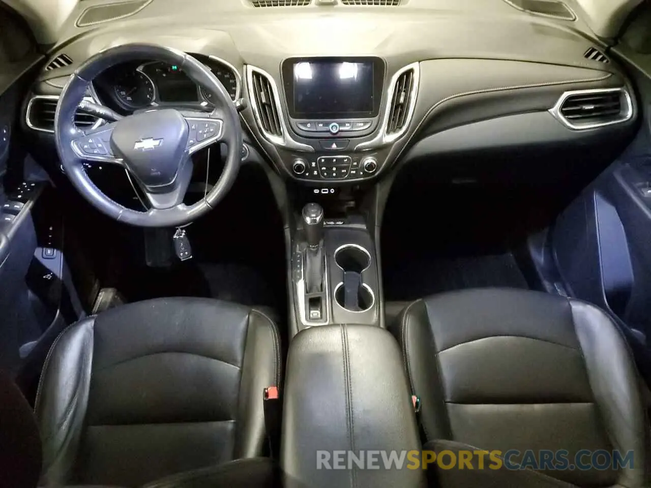 8 Photograph of a damaged car 2GNAXYEX7K6260739 CHEVROLET EQUINOX 2019