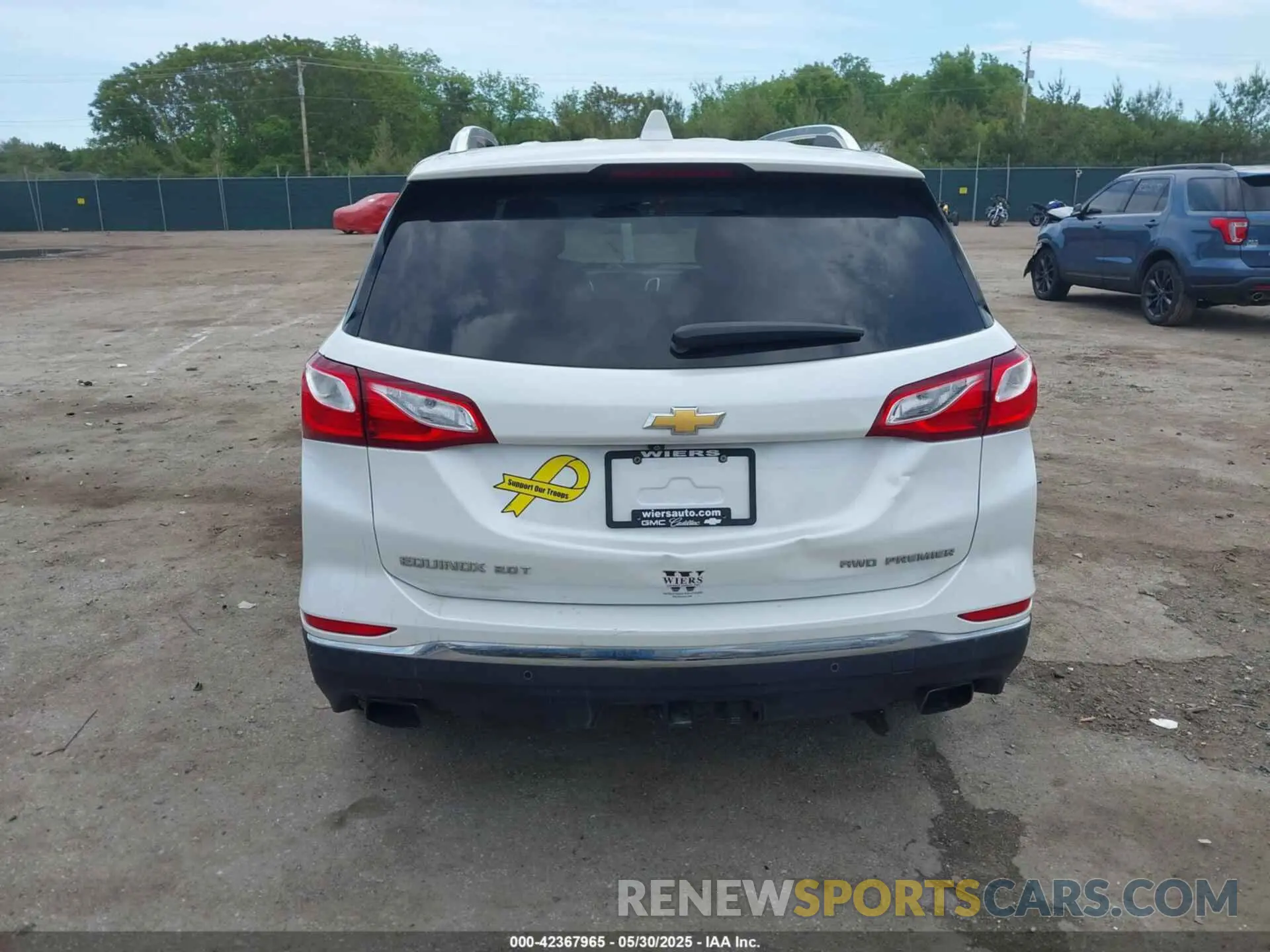 16 Photograph of a damaged car 2GNAXYEX7K6270400 CHEVROLET EQUINOX 2019