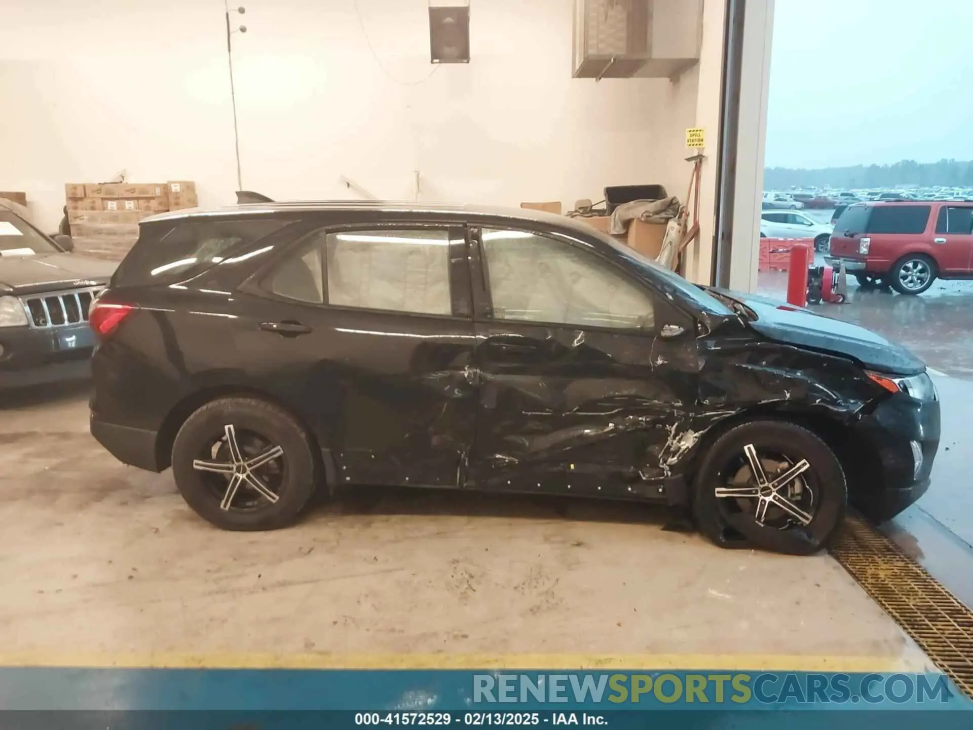 13 Photograph of a damaged car 3GNAXHEV0KL147077 CHEVROLET EQUINOX 2019