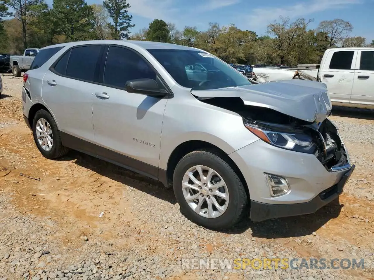 4 Photograph of a damaged car 3GNAXHEV0KL188941 CHEVROLET EQUINOX 2019