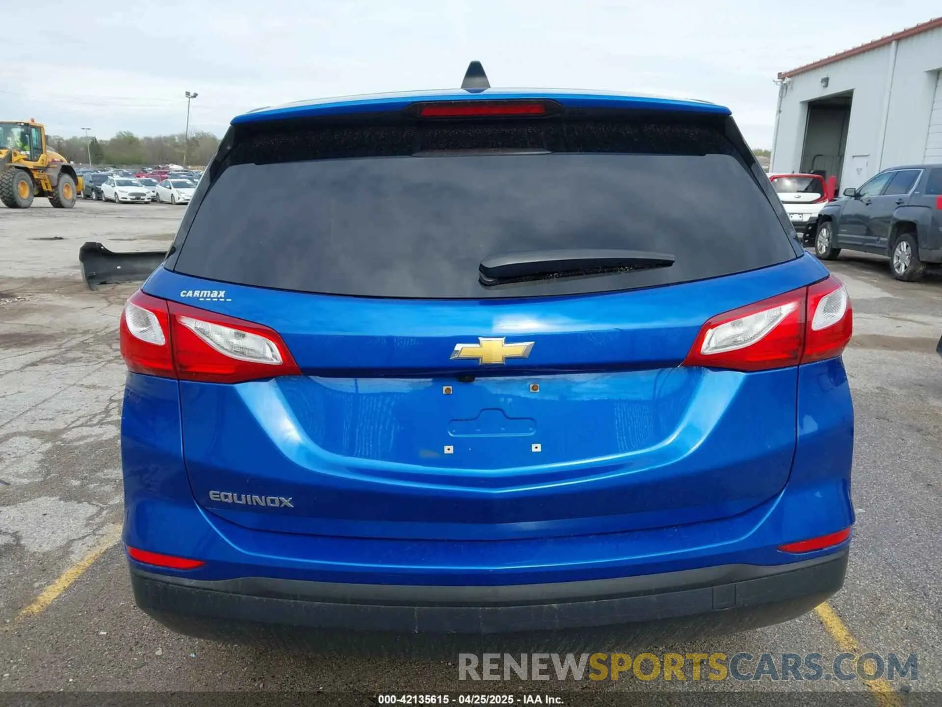 17 Photograph of a damaged car 3GNAXHEV0KS513304 CHEVROLET EQUINOX 2019