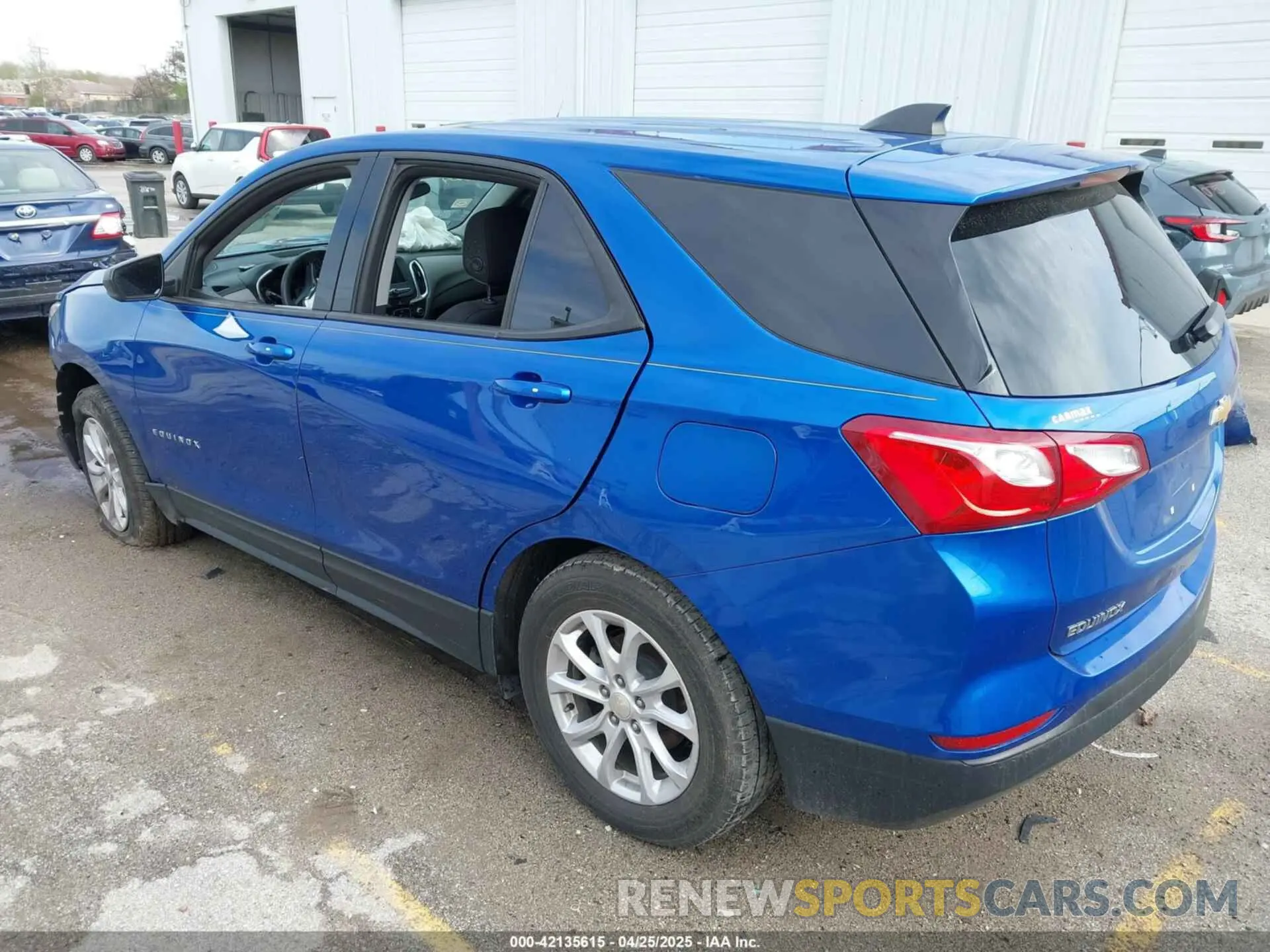 3 Photograph of a damaged car 3GNAXHEV0KS513304 CHEVROLET EQUINOX 2019