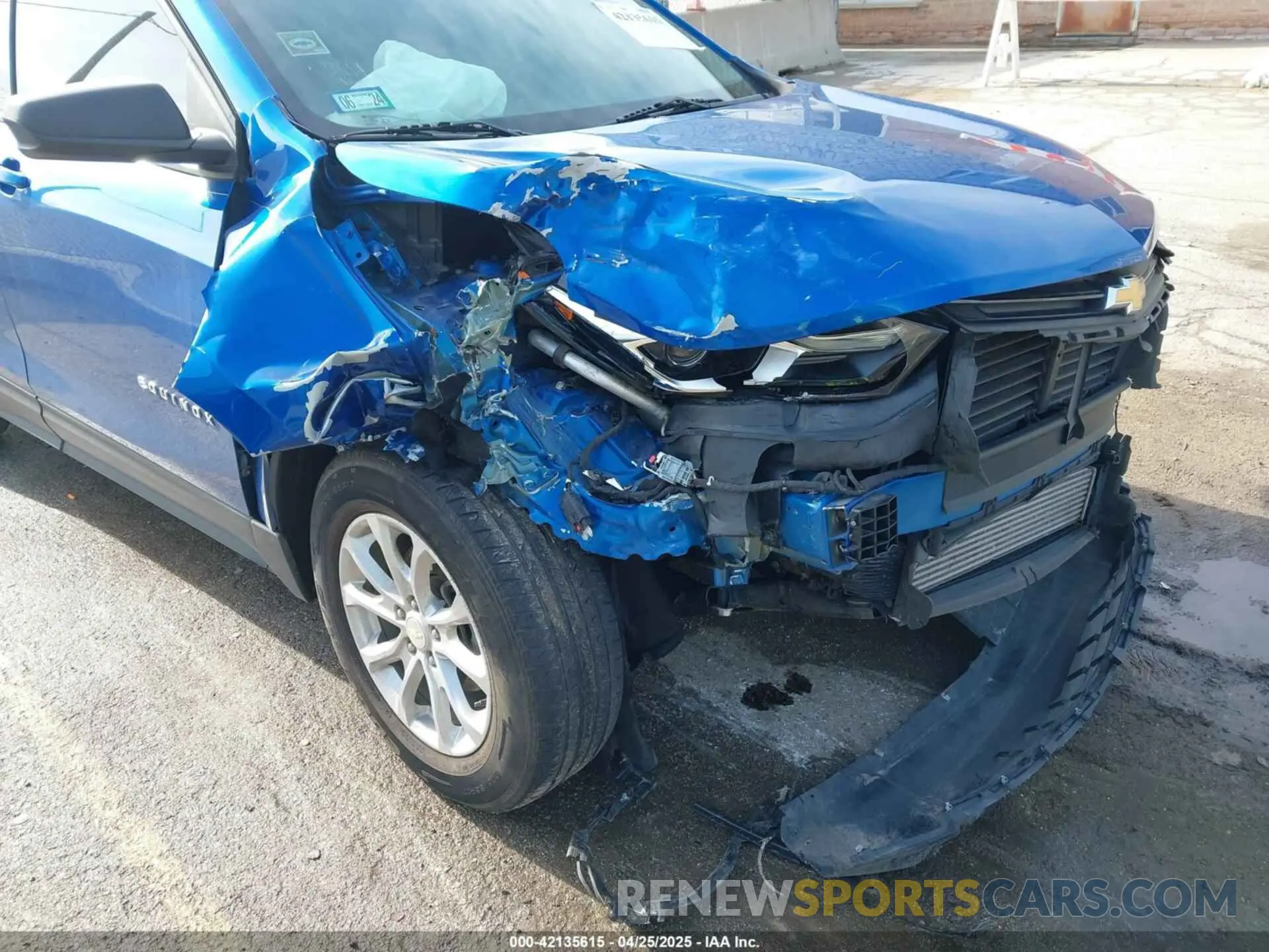 6 Photograph of a damaged car 3GNAXHEV0KS513304 CHEVROLET EQUINOX 2019