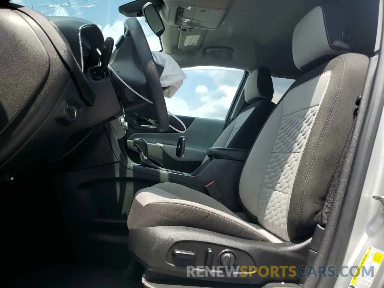 7 Photograph of a damaged car 3GNAXHEV0KS551213 CHEVROLET EQUINOX 2019